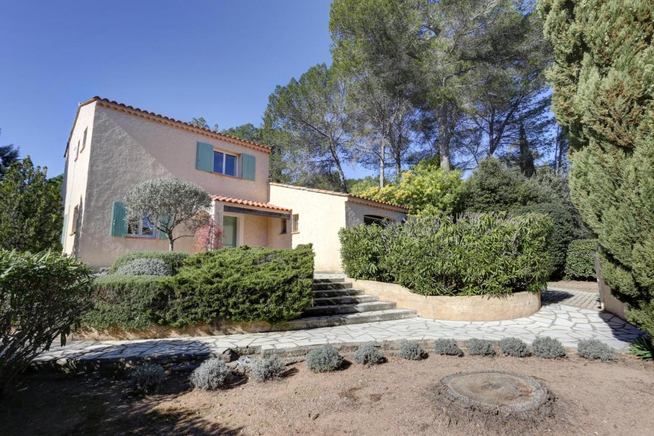 Villa 8 Pers, Climatisee, Piscine Chauffee, Un Havre De Paix Sous Les Pins Parasols Roquebrune-sur Argens Exterior foto